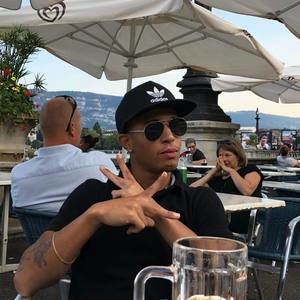 Meet your Posher, Eddie